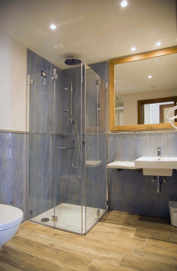Boutique Hotel Elvezia Стреза Экстерьер фото